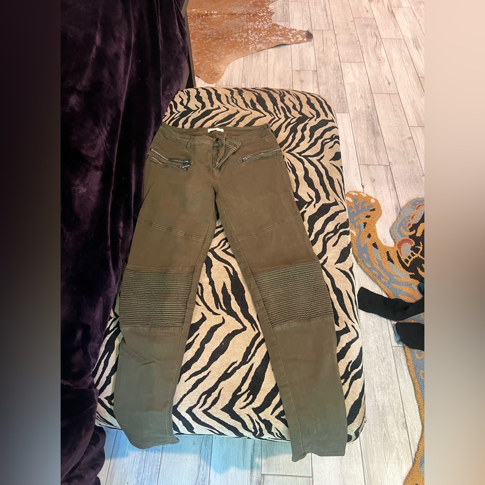 Elan Khaki Green Trousers